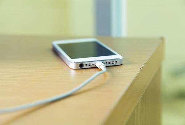 Le téléphone est en charge