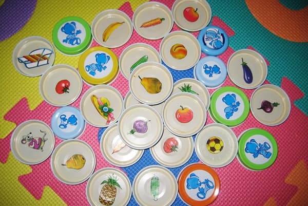 Photos sur les couvercles de pots