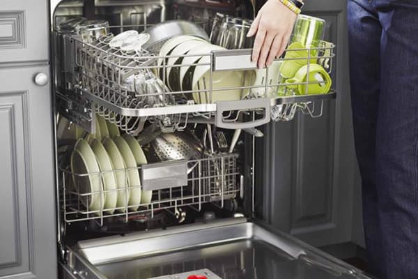 Chargement du lave-vaisselle