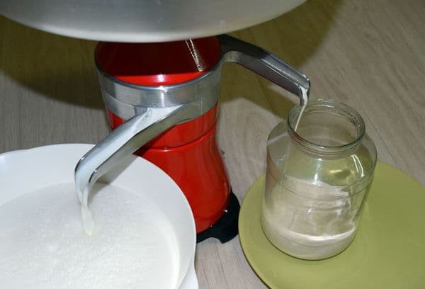 crème à travers un séparateur