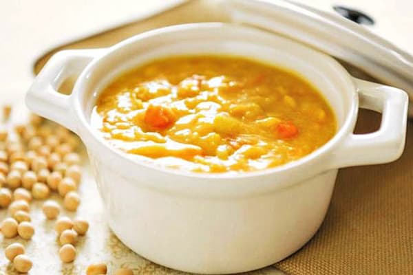 Soupe De Purée De Pois