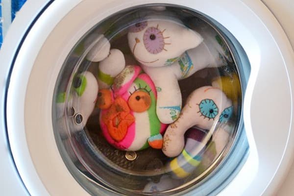 Lavage de peluches en élasthanne