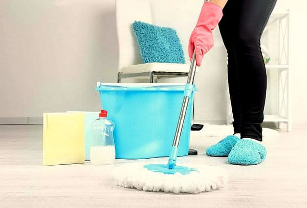 Nettoyage des sols stratifiés