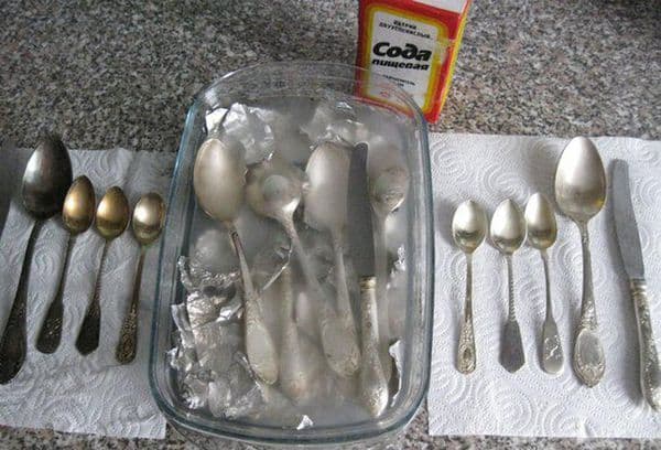 soude de nettoyage cuillère d'argent