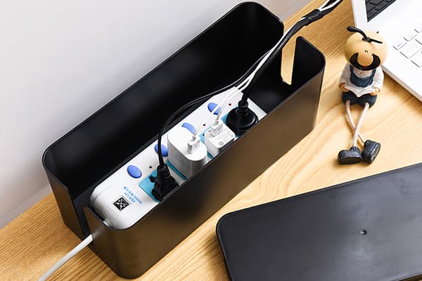 Boîte de protection contre les surtensions