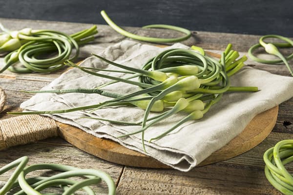 Flocons d'ail trop mûrs