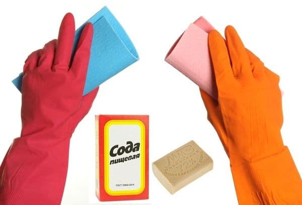 Savon et soude pour le nettoyage