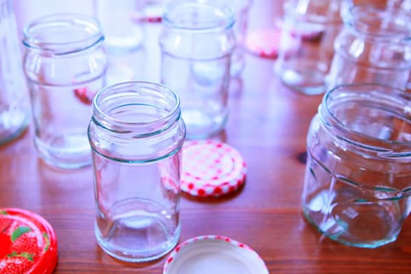 Bocaux en verre avec couvercles