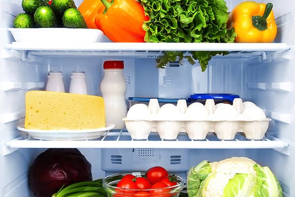 Étagères moyennes pour réfrigérateur