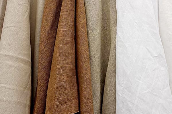 Tissu teint au café