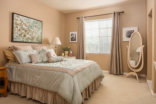 Miroir dans la chambre