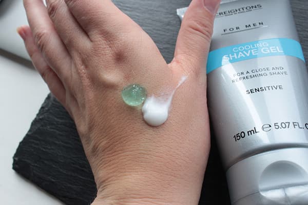Mousse à raser et gel