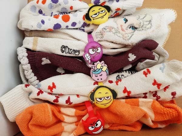 bretelles et chaussettes