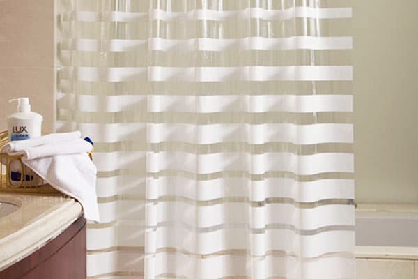 Rideau de bain en plastique