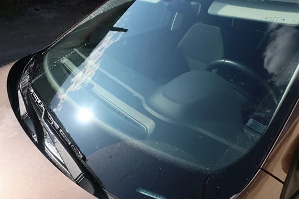 Pare-brise de voiture